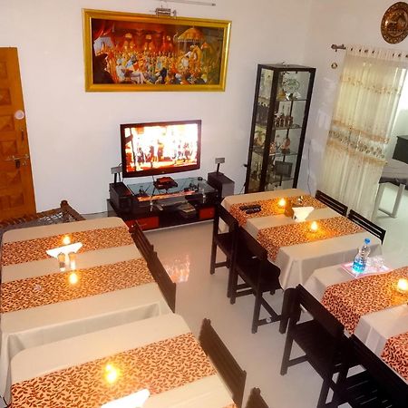 Hotel Bouquet Residency Nashik Zewnętrze zdjęcie