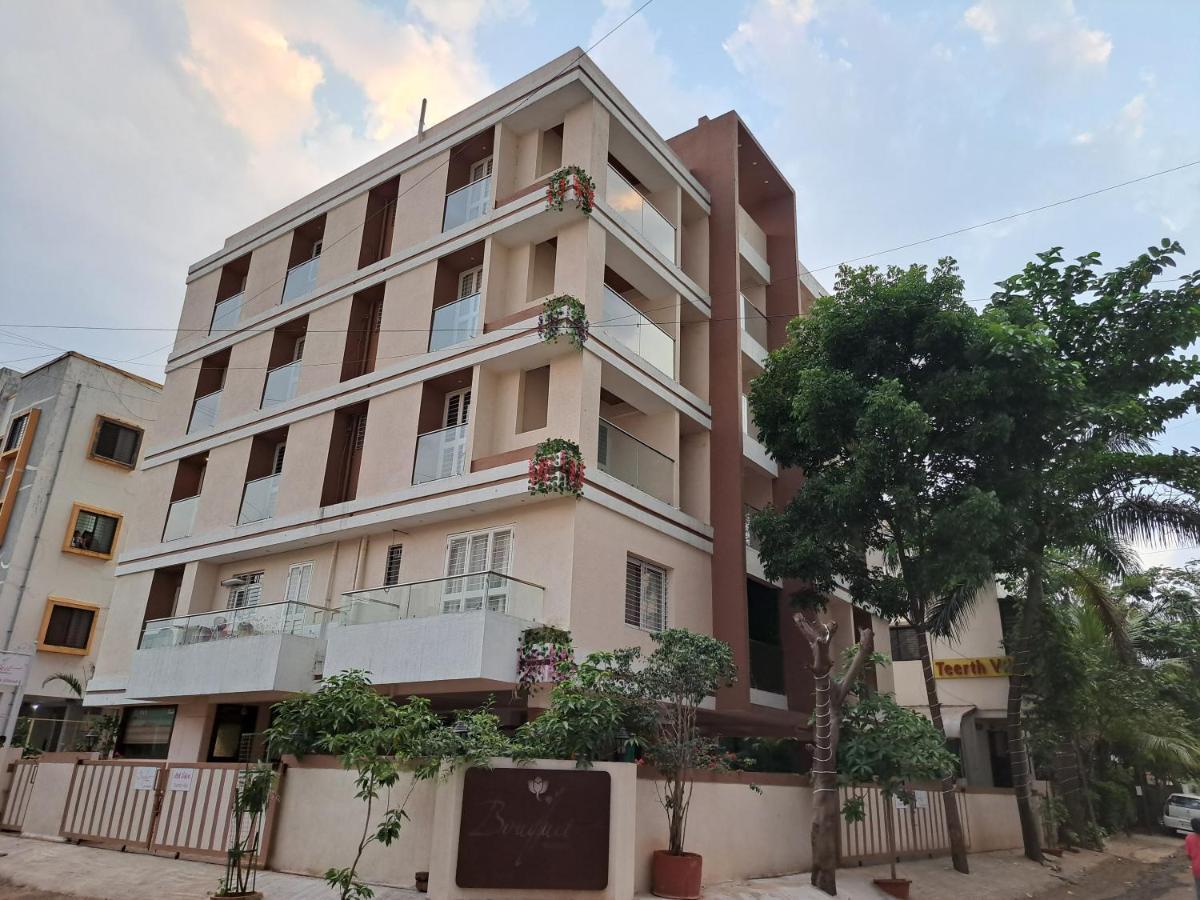 Hotel Bouquet Residency Nashik Zewnętrze zdjęcie