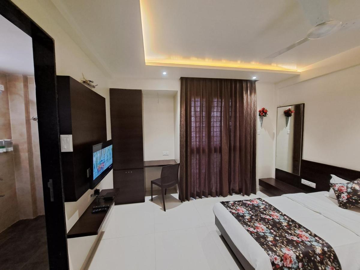 Hotel Bouquet Residency Nashik Zewnętrze zdjęcie