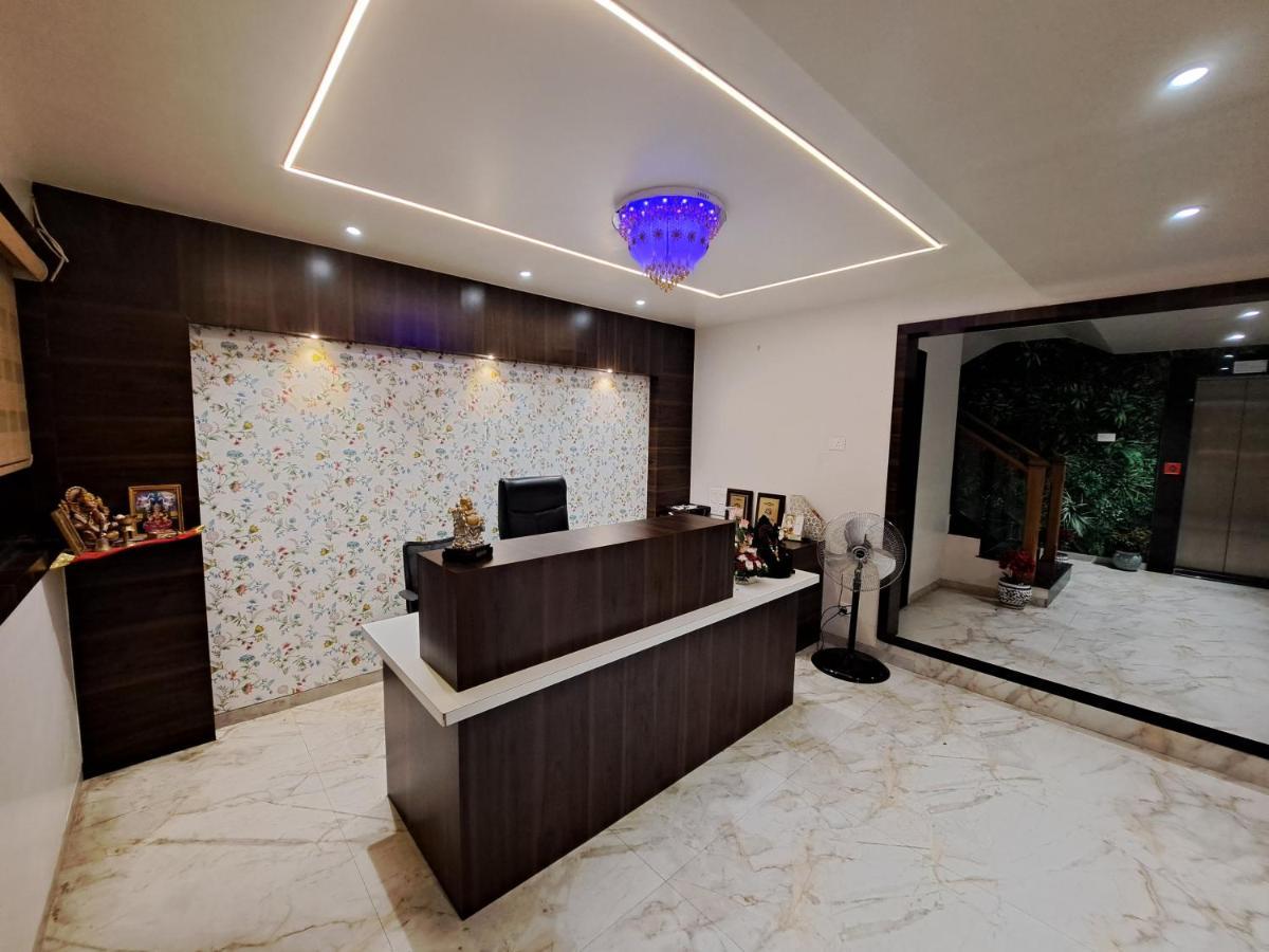 Hotel Bouquet Residency Nashik Zewnętrze zdjęcie
