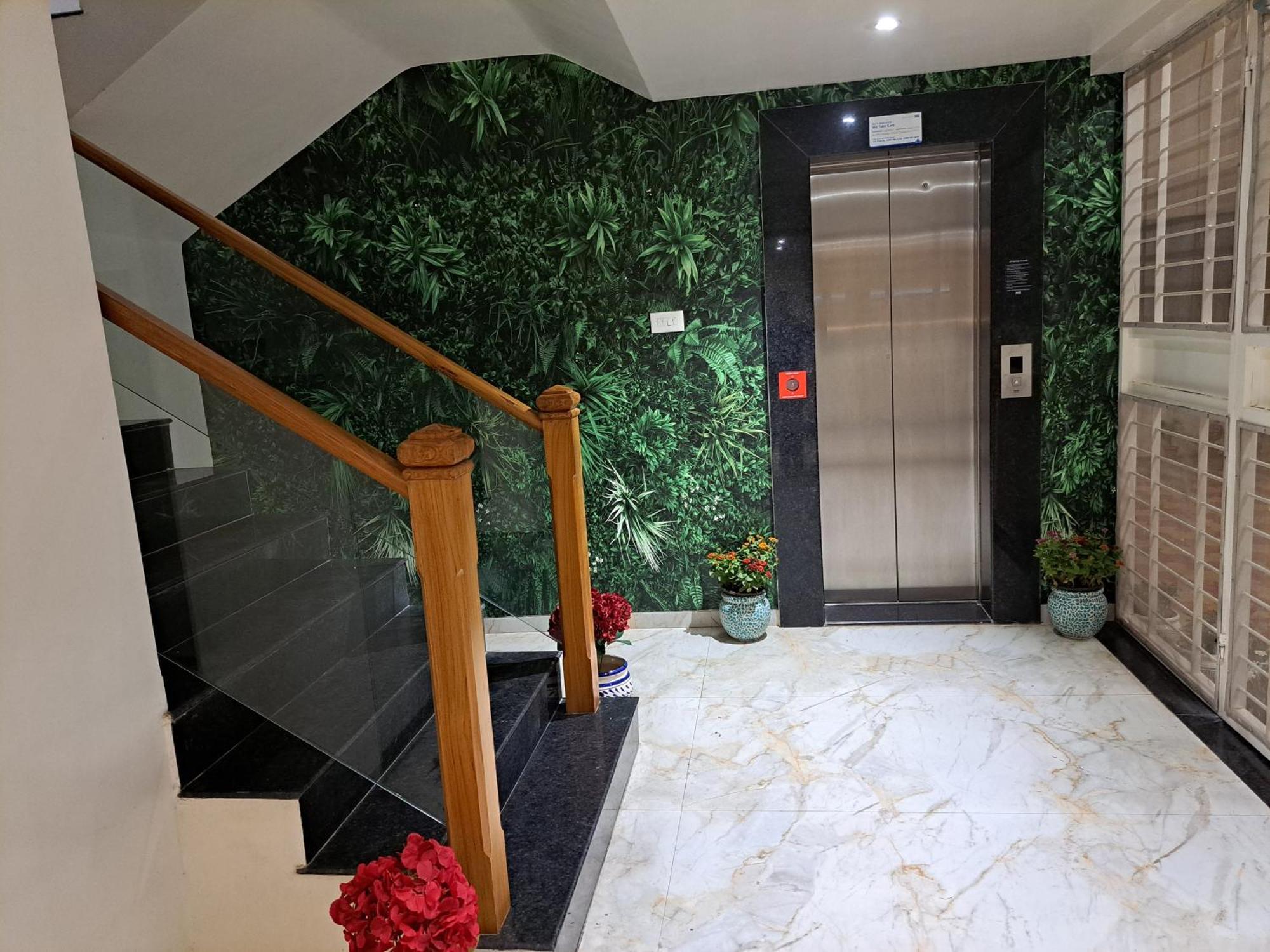 Hotel Bouquet Residency Nashik Zewnętrze zdjęcie