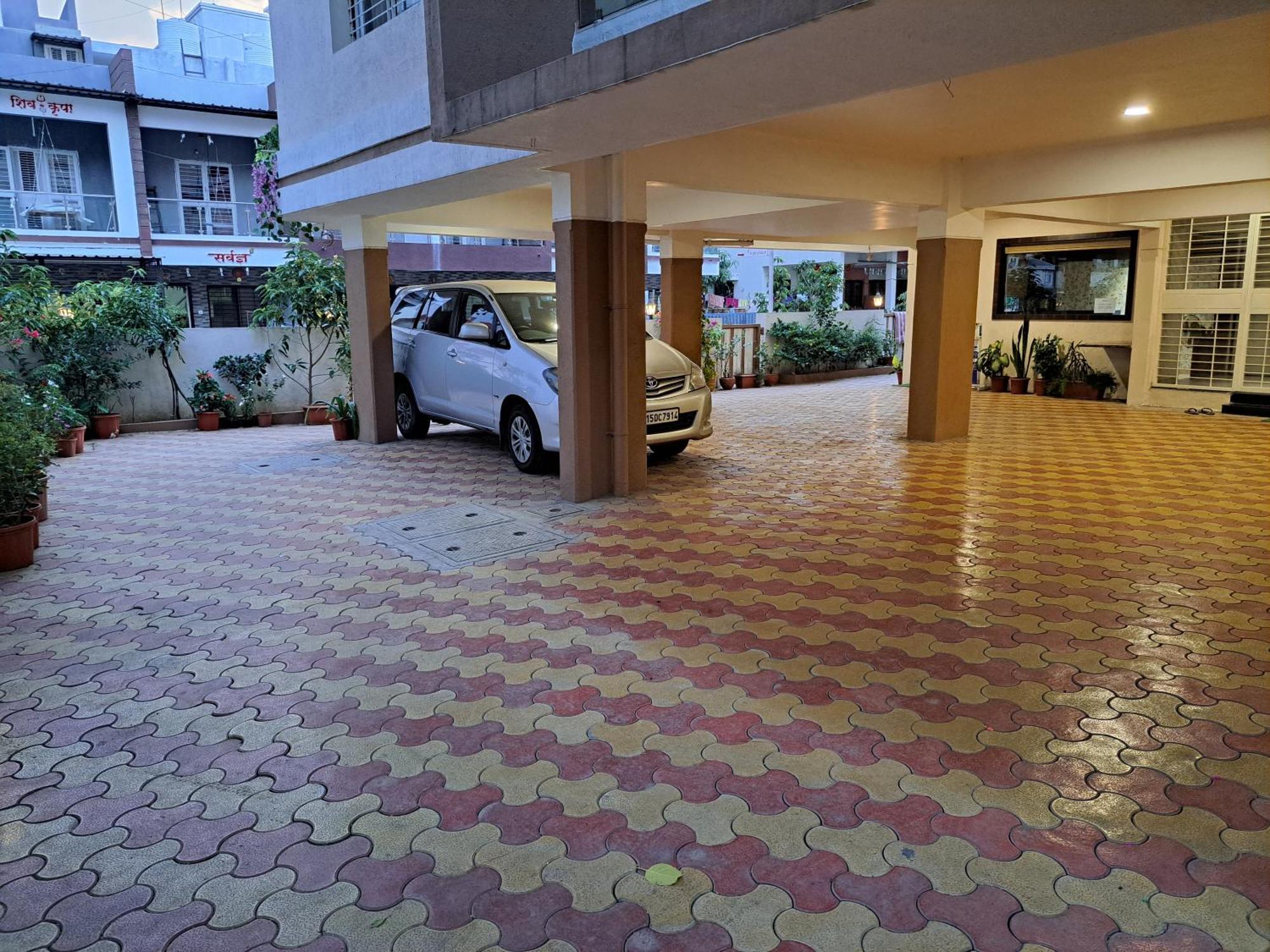 Hotel Bouquet Residency Nashik Zewnętrze zdjęcie